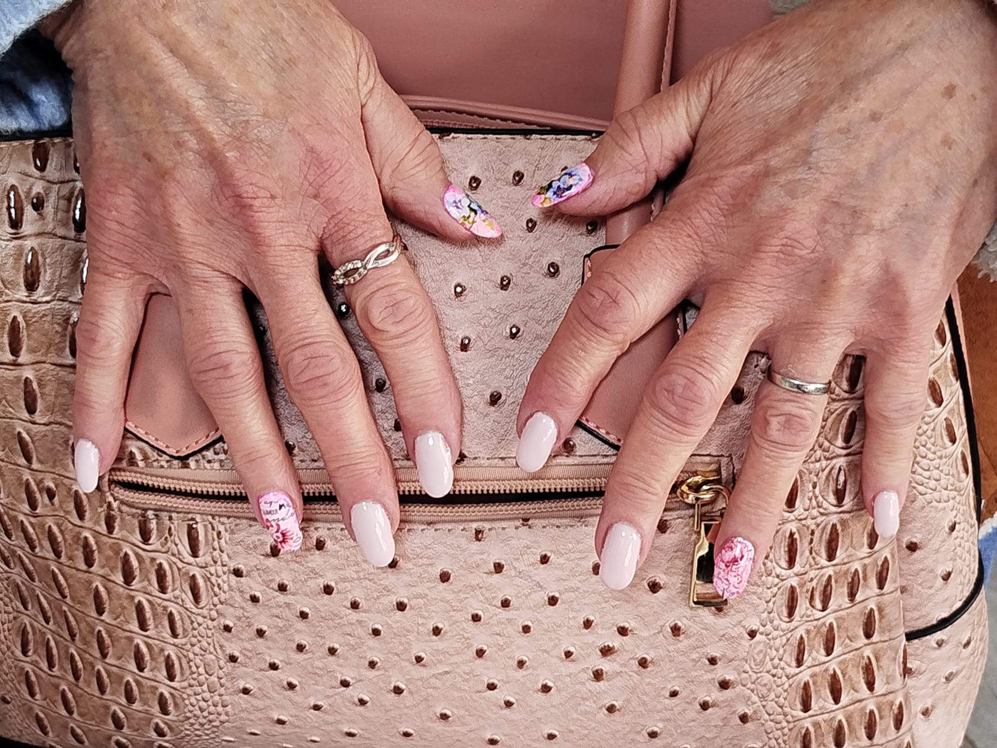 image de l'avis sur la pose de vernis de patricia